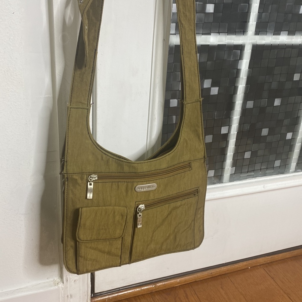 Baggallini Olive Crossbody Bag
